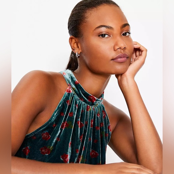 LOFT Floral Shirred Halter Top NEW - Picture 2 of 9